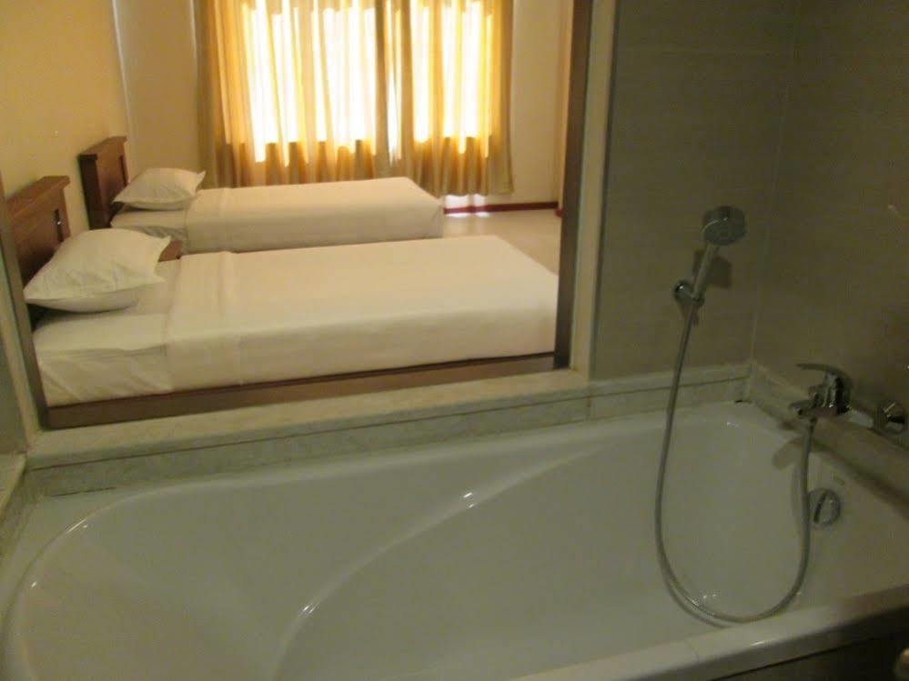 Man Myanmar Hotel Naypyidaw Eksteriør bilde