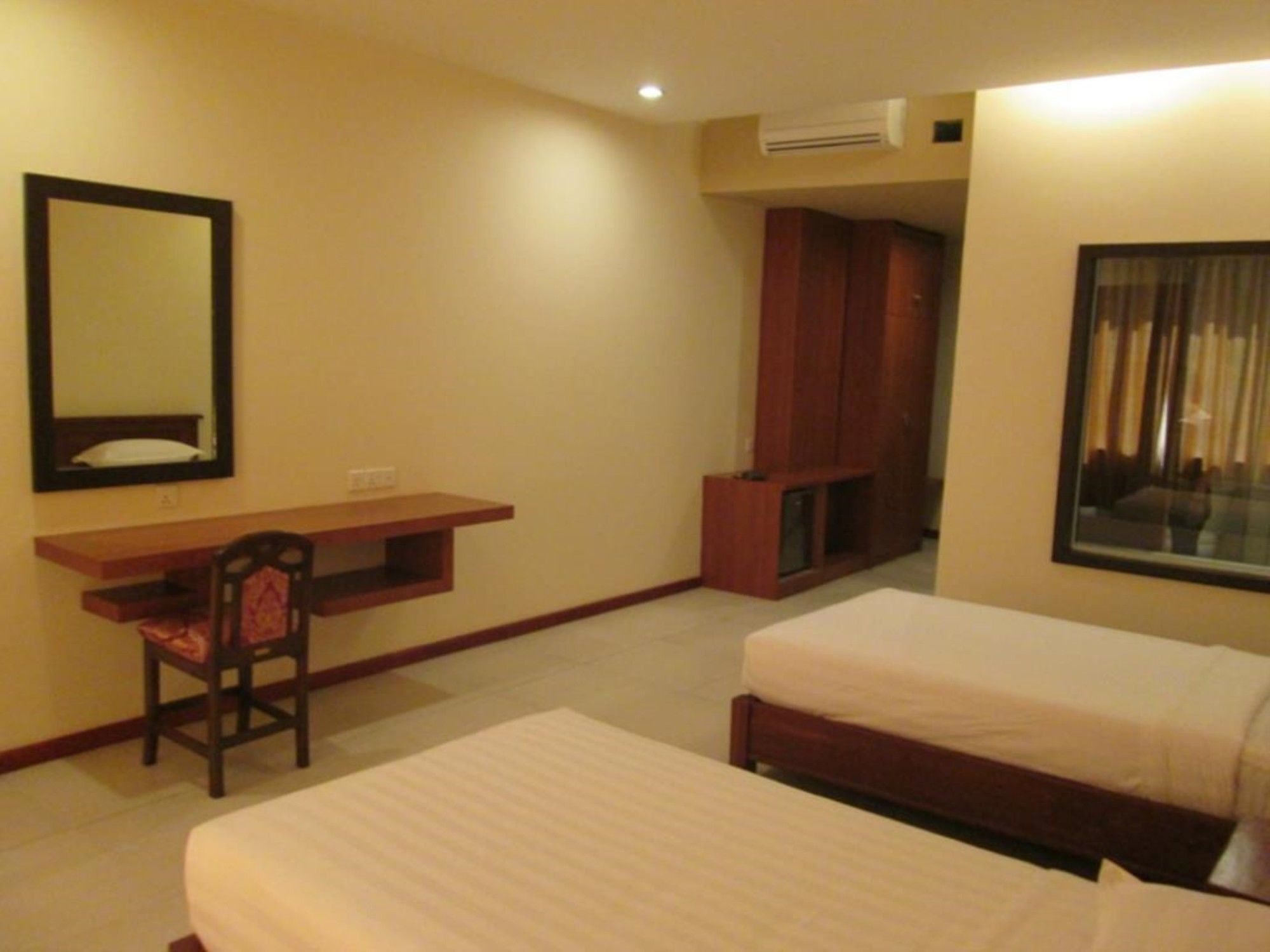 Man Myanmar Hotel Naypyidaw Eksteriør bilde